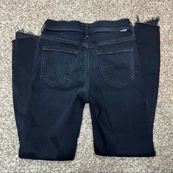 MOTHER Dark Blue Wash Distressed Hem Ankle Cropped Skinny Jeans Size 25 - Picture 5 of 7